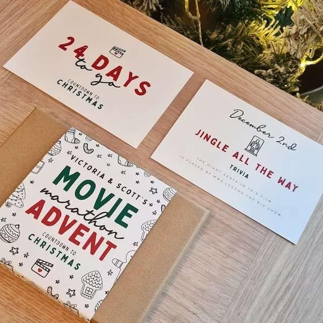 Božić Advent Kalendar,Božić odbrojavanje kalendar, 24 Božić kartice sa Božić ukrasima,Božić Kalendar kartica sa Božić imena filmova